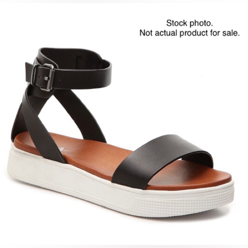 Size 9 MIA Ellen Platform Sandals!